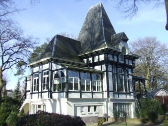 Oude Holleweg 14 te Berg en Dal: Chalet Stollenburg