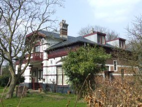 Stollenbergweg 22-24 te Berg en Dal: De Moerbei