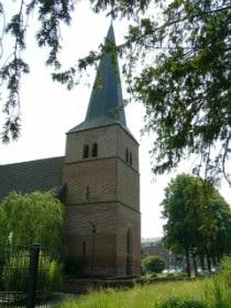 Kerkstraat bij nummer 18: Toren van kerk