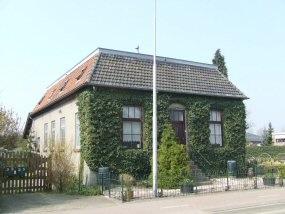 Botsestraat 33-35 te Kekerdom: vm. zuivelfabriek Onder Ons