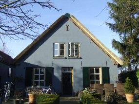 Reusensestraat 10 te Leuth